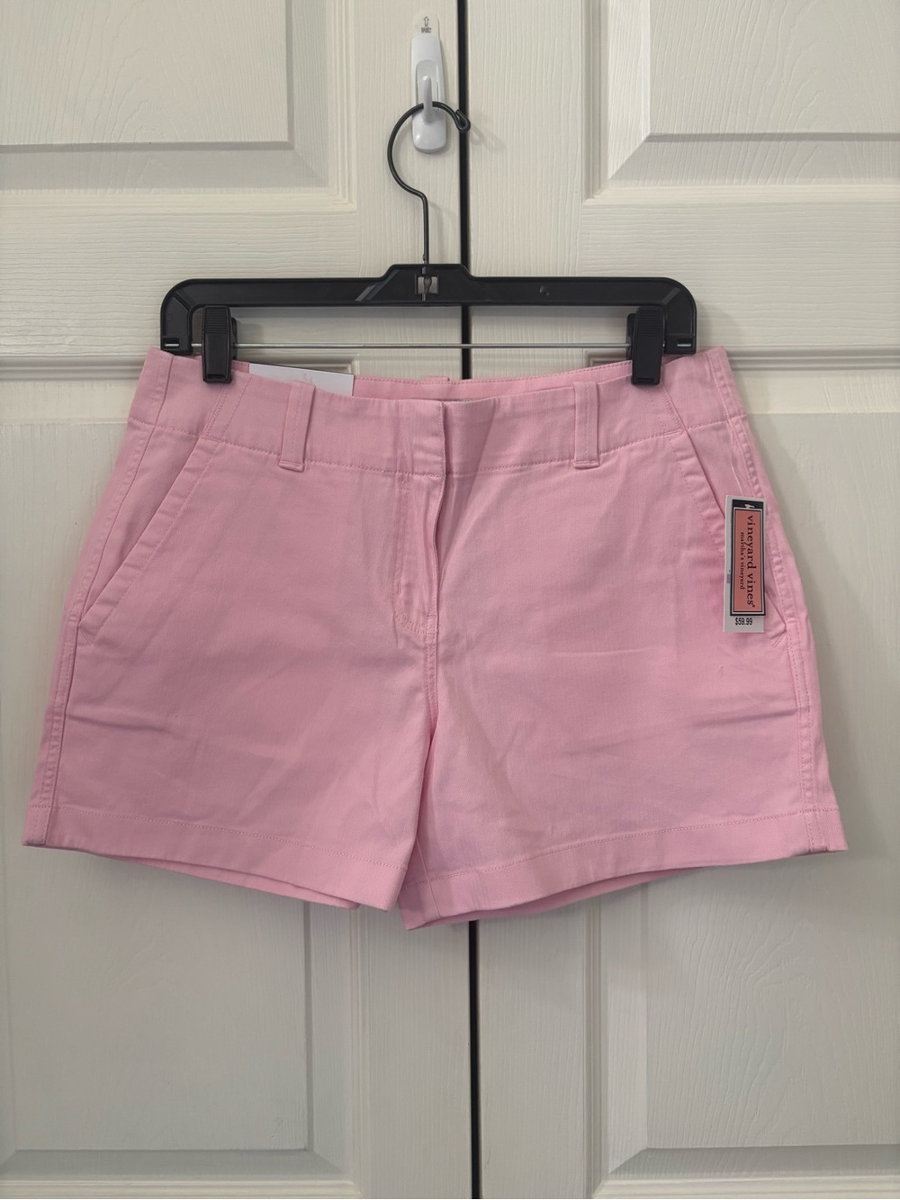 NWT - Vineyard Vines Light Pink Women's “Every Day” Shorts. Size: 6